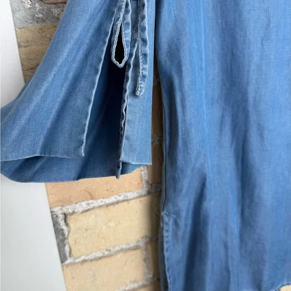 Lily Moss Light Blue Chambray Denim Blouse - Picture 2 of 4